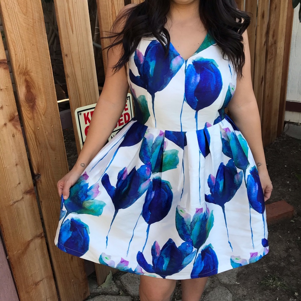 Used Flower Party Dress See DEETs/Pix Pls